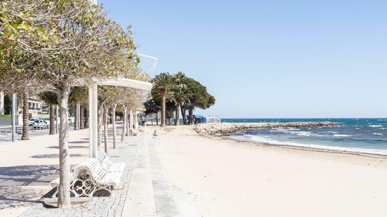 Cambrils Beach 1A Linea Urbanizacion Playazul Exteriör bild